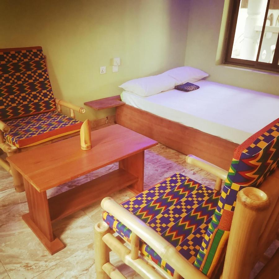 Scorpion Hill Lodge Busua Chambre photo