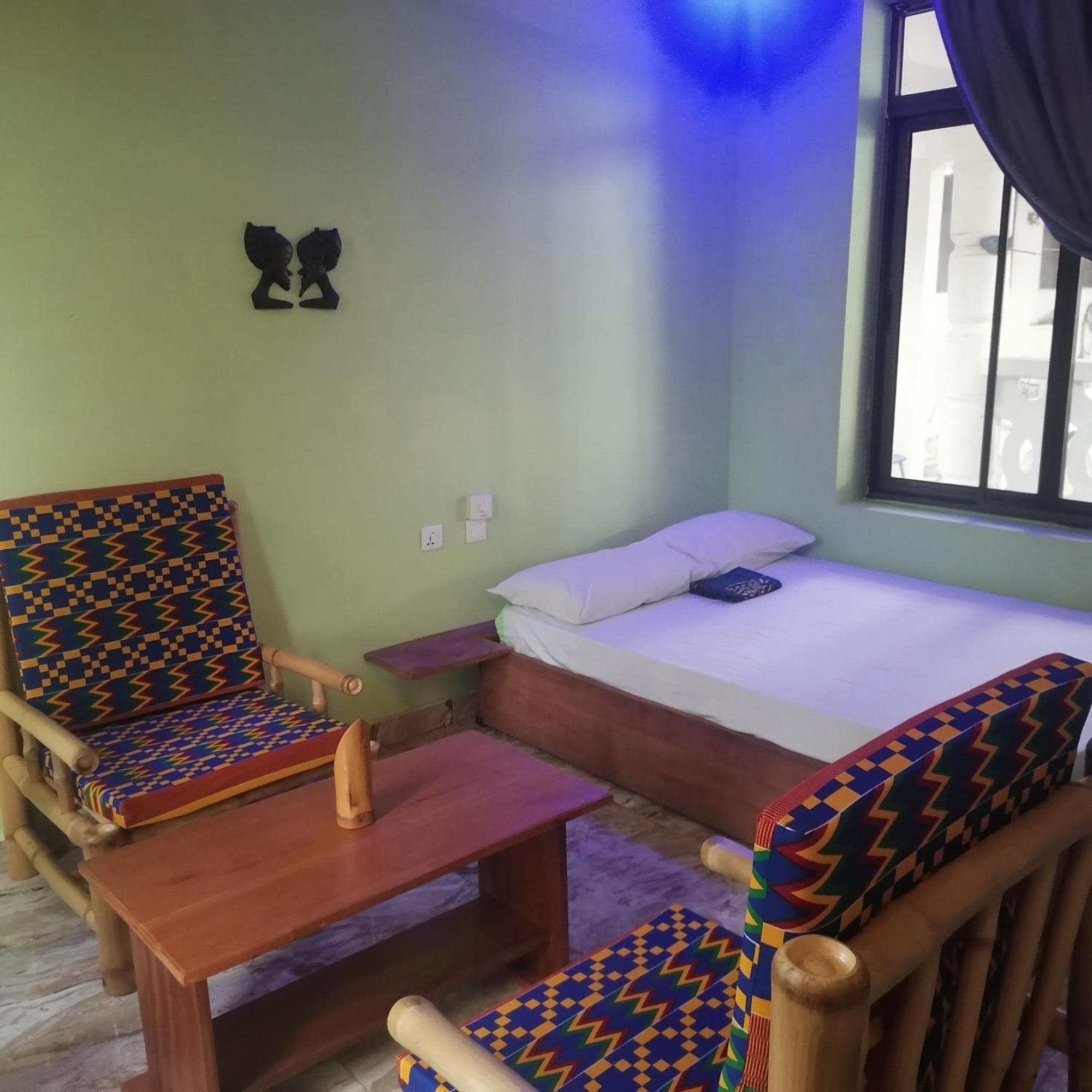 Scorpion Hill Lodge Busua Chambre photo